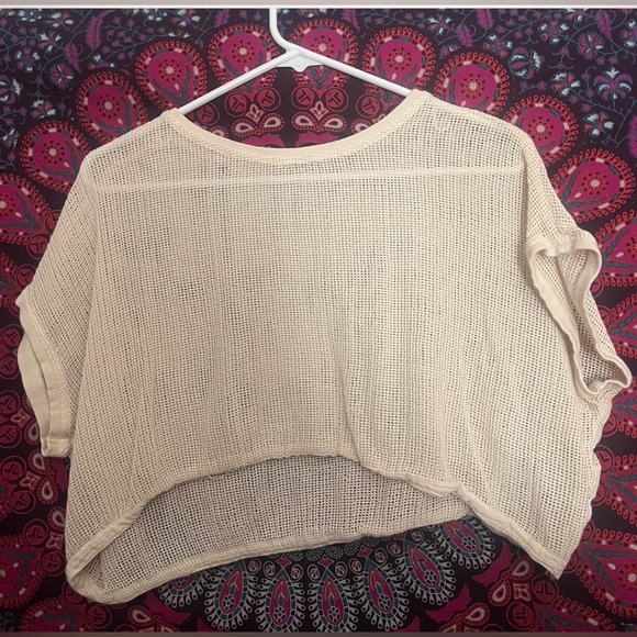 Crop top! - Picture 1 of 3